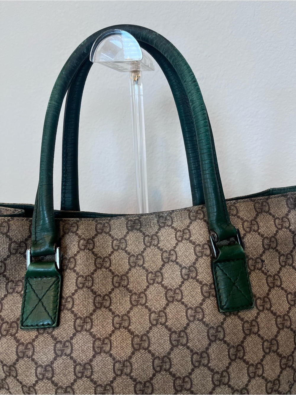 GUCCI GG SUPREME CANVAS LARGE TOTE. - Picture 12 of 14